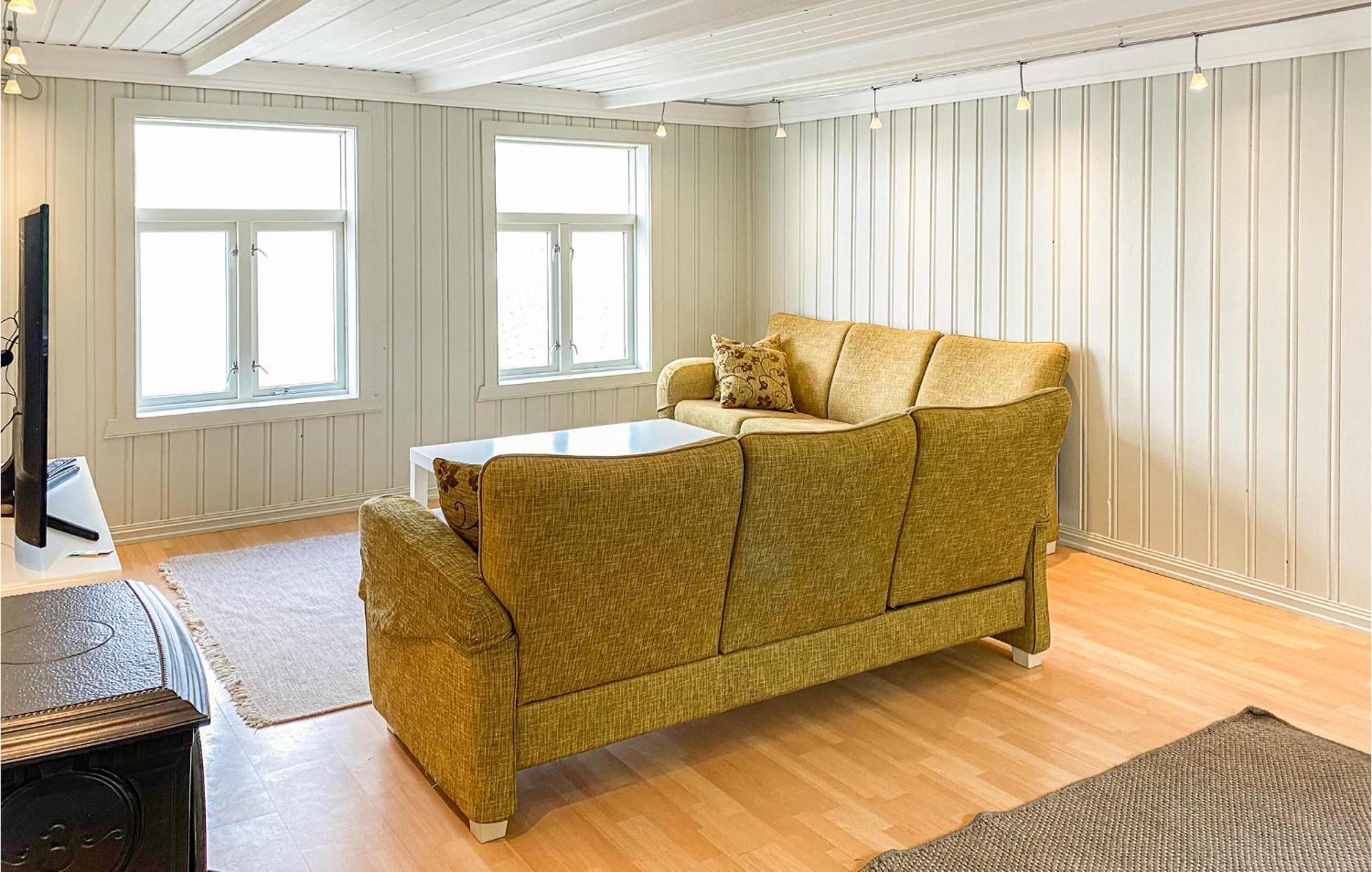 Awesome Home In Kristiansund With House Sea View Exterior photo