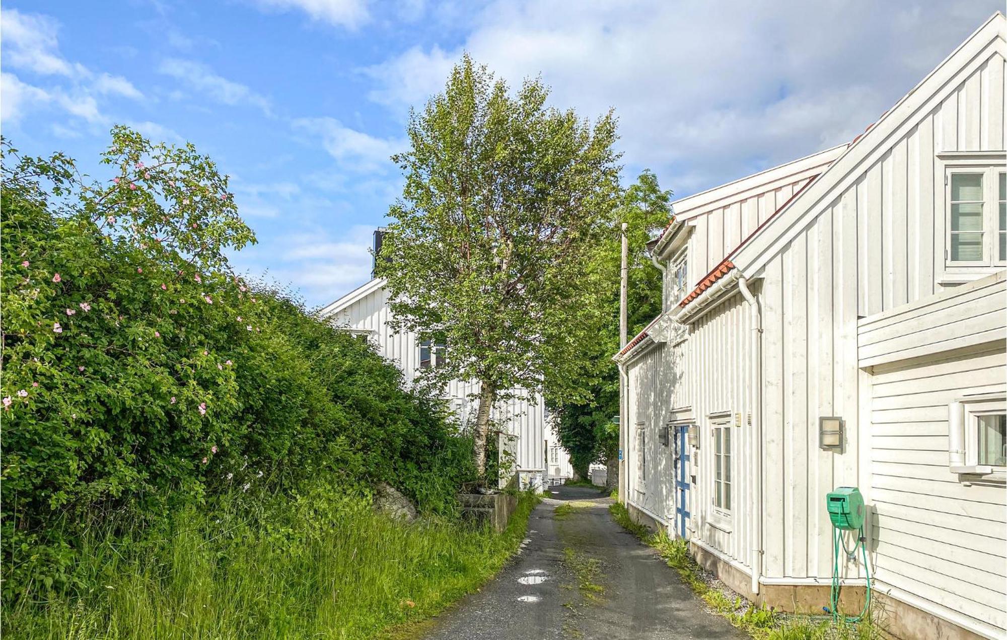 Awesome Home In Kristiansund With House Sea View Exterior photo